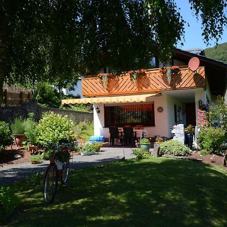 Ferienwohnung Burgblick Bilstein Exterior foto