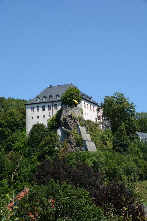 Ferienwohnung Burgblick Bilstein Exterior foto