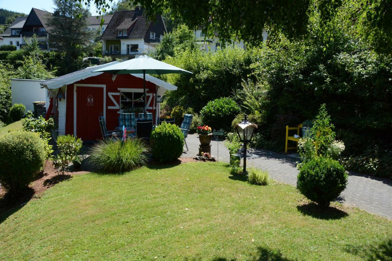 Ferienwohnung Burgblick Bilstein Exterior foto